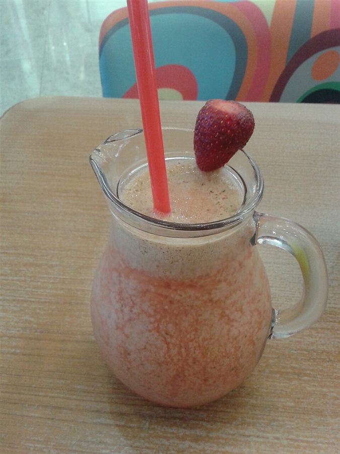 Brazilian Strawberry Lemonade