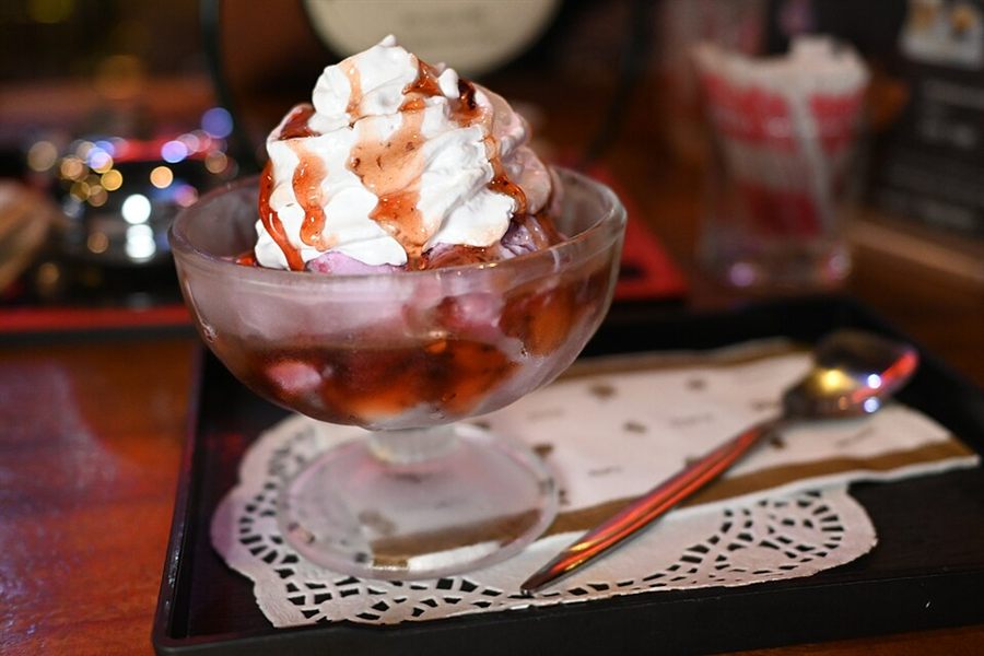 Strawberry Ice Cream Bites