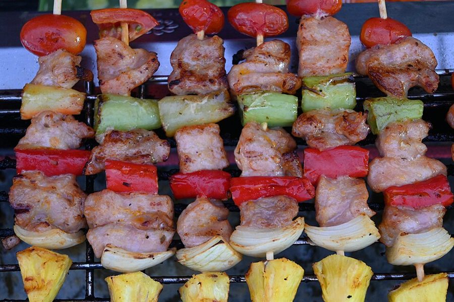 Brochettes de poulet hawaïennes