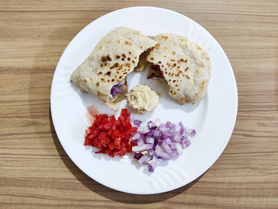 Harissa hummus
