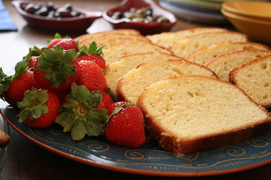 Quatre-quarts aux fraises