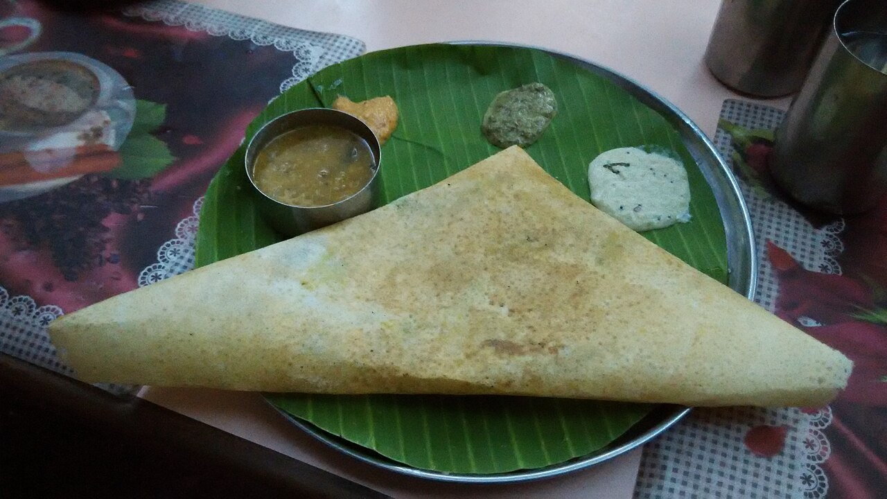 Dosa (crêpe fermentée au riz et aux lentilles)