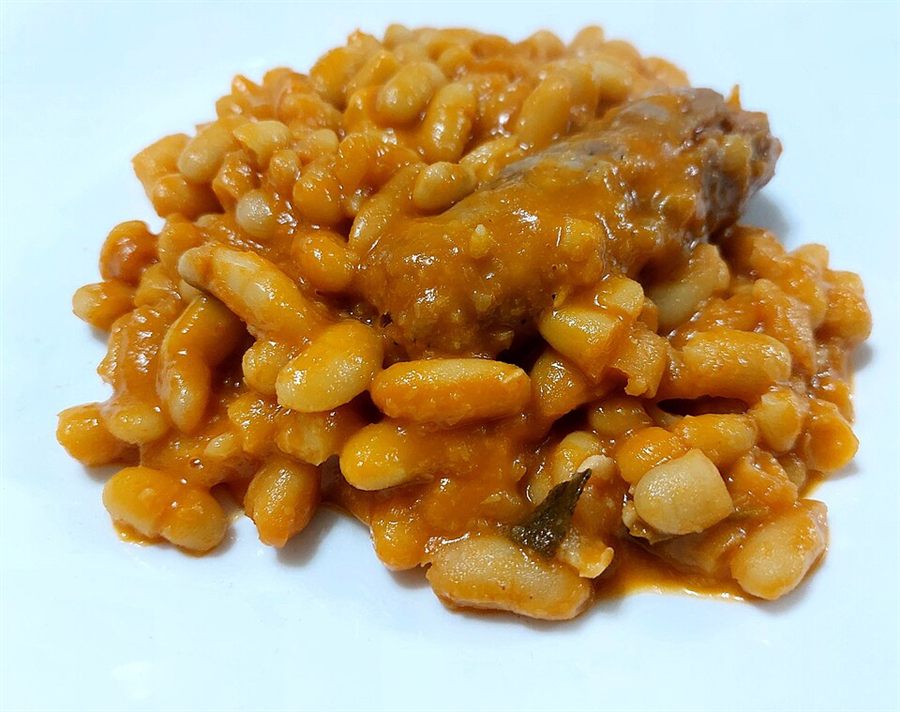 Fagioli all'uccelletto