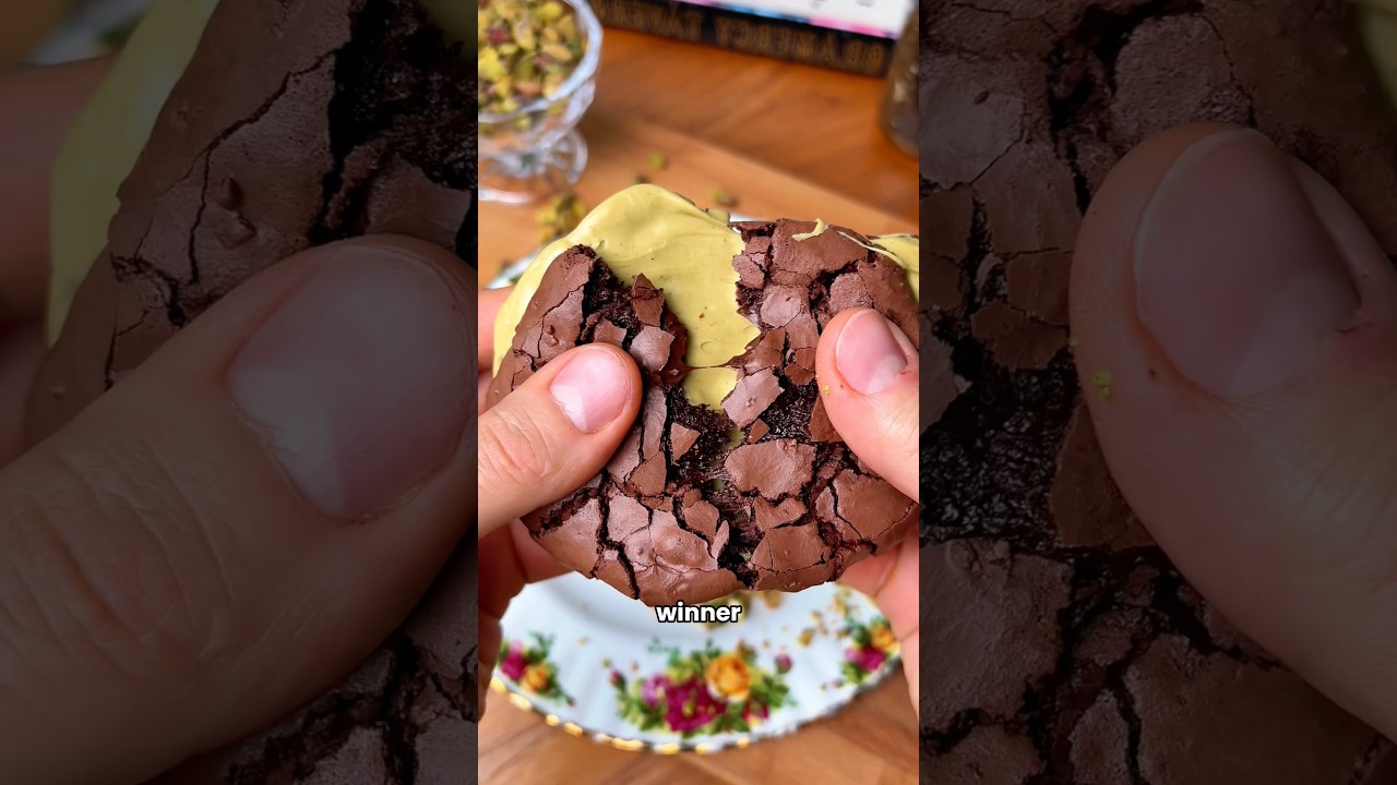 Pistachio-stuffed brownie cookies