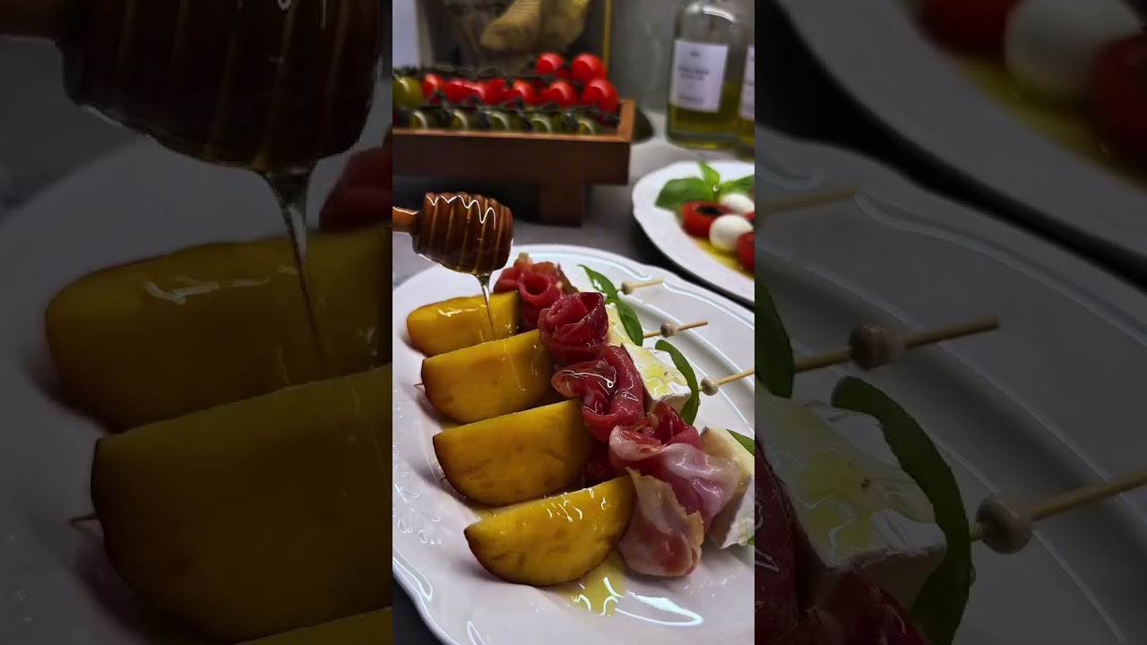 Brochettes pêche, jambon cru et basilic au miel